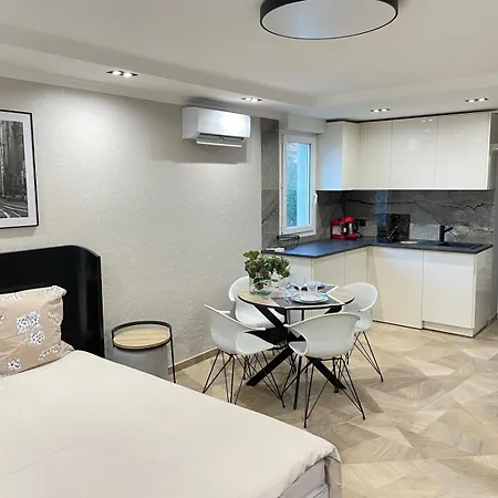 Studio Sur La Promenade Des Anglais Avec Vue Mer Originale A 40 M De La Plage Nice Exterior photo