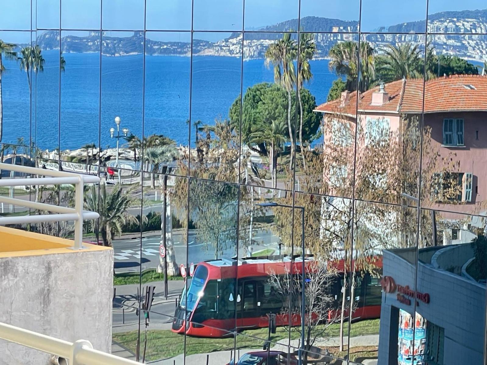 Sur La Promenade Des Avec Vue Originale A 40 M De La Appartamento *